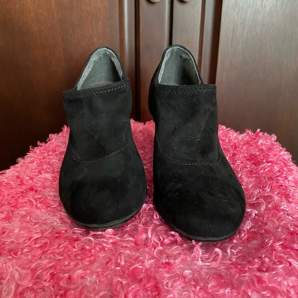 Aerosoles Moonrise Black ankle boots heels size 6M - Picture 8 of 13